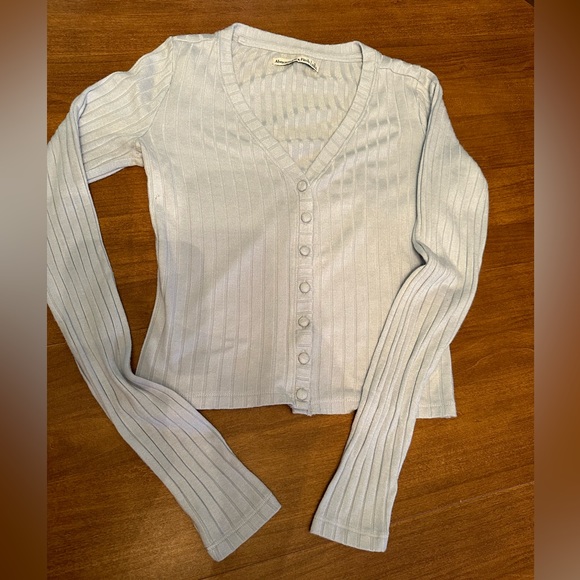 Abercrombie and Fitch Vneck Cardigan Baby Blue - Picture 2 of 7